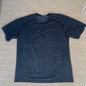 Lululemon XL shirt